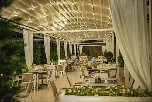 Green Life Beach Resort Apartment
