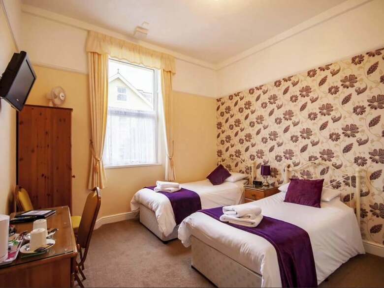 Bed & Breakfast Paignton Court