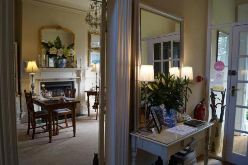 Hostal Brookfield House