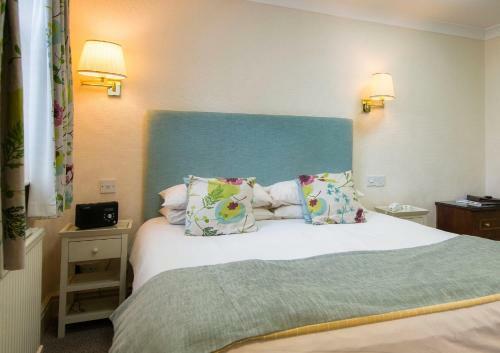 Ascot House Hotel