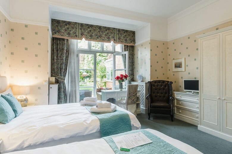 Bed & Breakfast St Margarets Hotel
