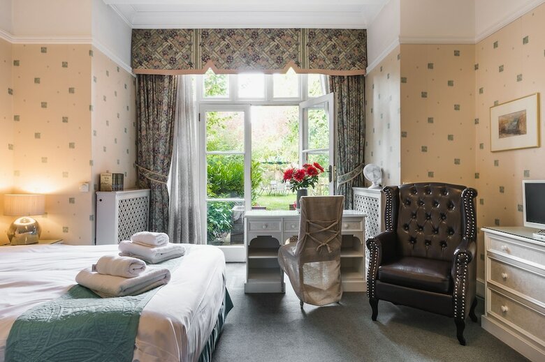 Bed & Breakfast St Margarets Hotel