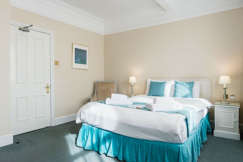 Bed & Breakfast St Margarets Hotel