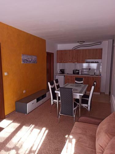 Private Apartments Nevena
