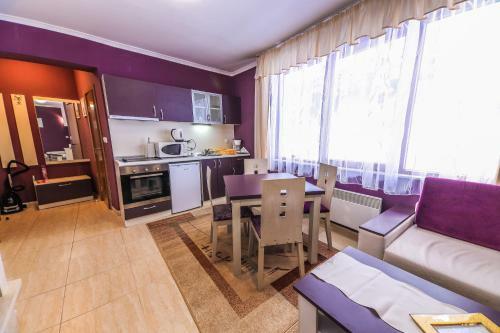 Grand Monastery Violet Apartment With One Bedroom And A Terrace