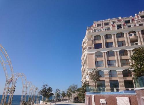 Princess Palace Apartment, La Mer Complex