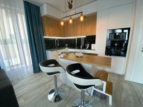 Luxurious And Panoramic Apartment At The Beach In La Mer Complex