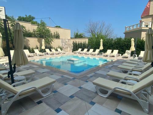 Luxurious And Panoramic Apartment At The Beach In La Mer Complex