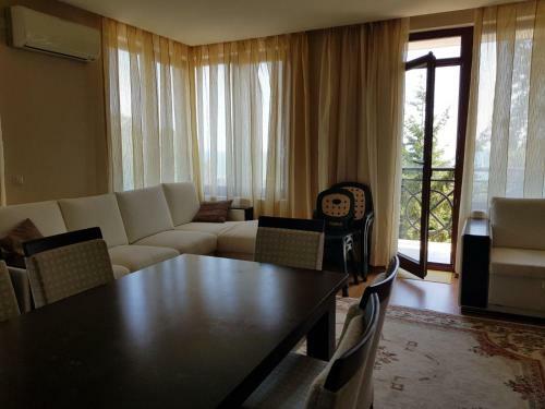 Golden Sands Rentals Apartments