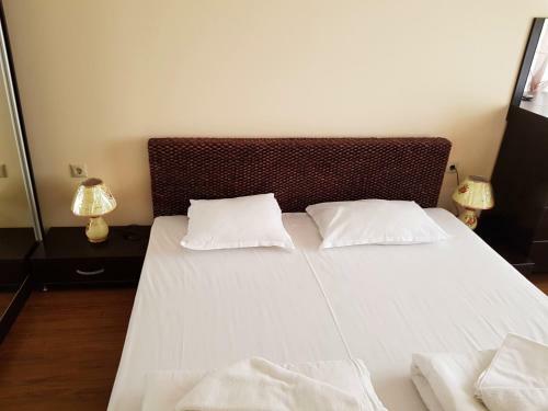 Golden Sands Rentals Apartments