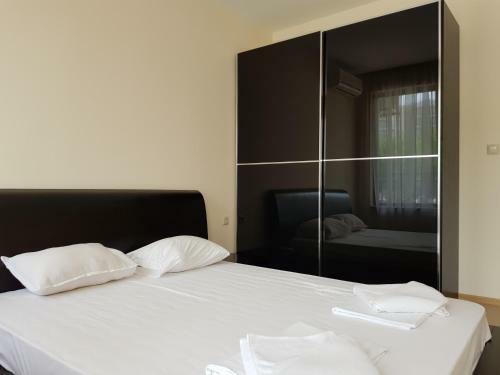 Golden Sands Rentals Apartments