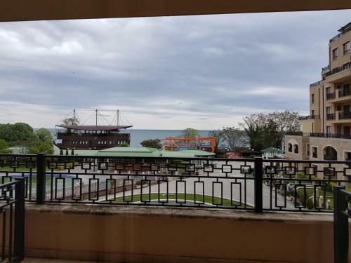Golden Sands Rentals Apartments