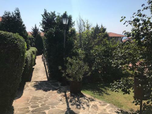 Breeze Nadezhda Apartment