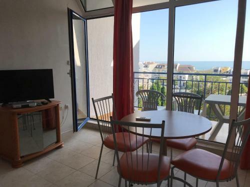 Vega Nadezhda Apartment