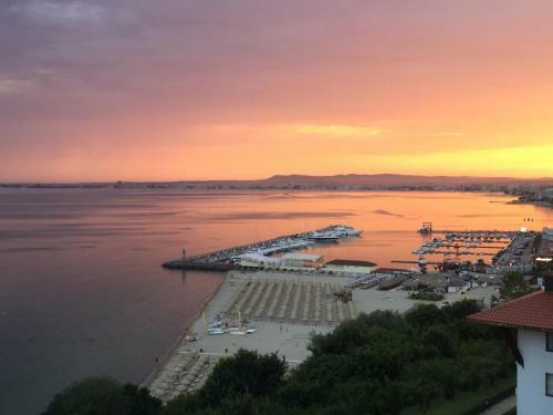 ?he Most Exlusive And Romantic Apartment On The Black Sea