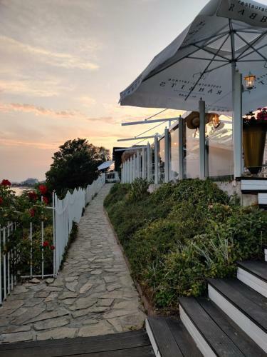 Marina Sunrise Apartment