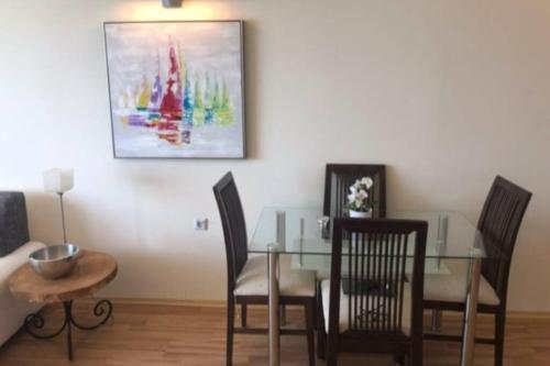 Sea Front Apartment Coral Beach