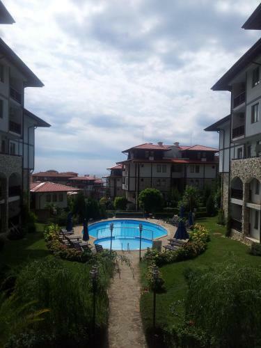 Etara 2 Cozy 1 Bedroom Apartment