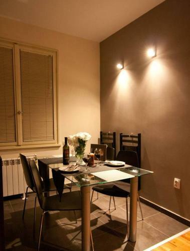 Sunny Central Apartment