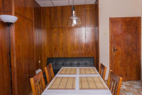 Hostal Oleander Rooms & Apartment