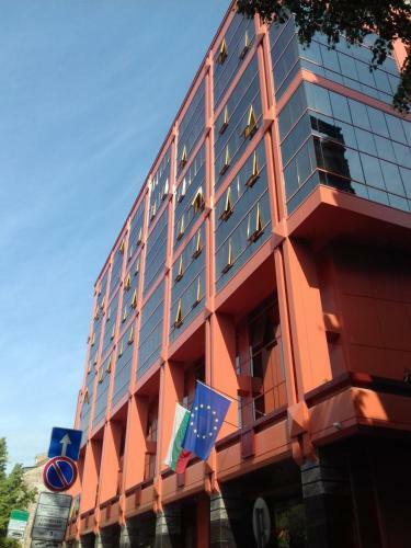 Serdika Round Tower Apartments