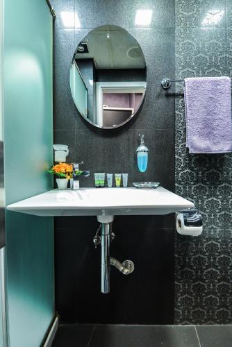 Apartamento Champs-�lys�es Sofia | 2-bdr, 2-bthr Tsar Simeon Suite
