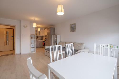 Apartamento Sunny 1- Bdr In Banishora District