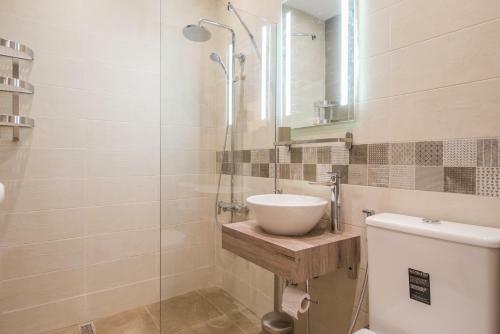Designer & Luxurious, Business, One Bedroom Apartment In Top Central Sofia