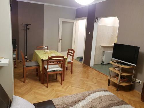Apartamento Artistic Studio In Sofia's Top Center