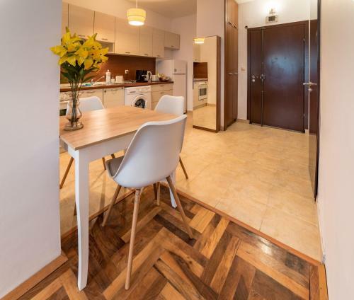 Apartamento Comfort.chic.charming Apt With Terrace Near Ndk