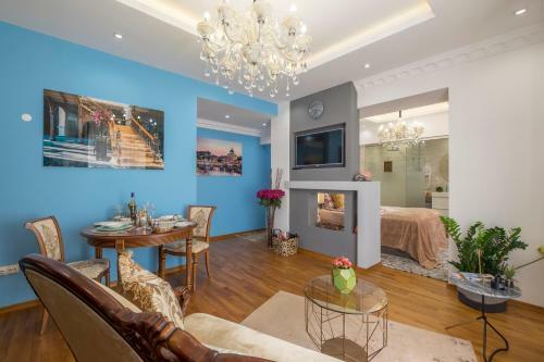 Parliament Sofia - Top Center Luxury Apartment