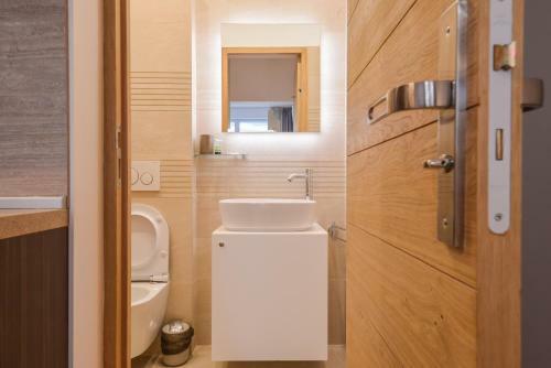 Apartamento Mocca Studio Next To Crystal Garden And Russian Church