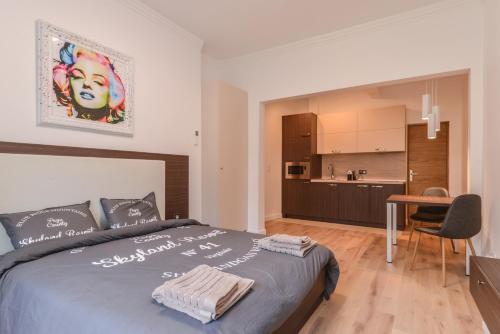 Apartamento Mocca Studio Next To Crystal Garden And Russian Church
