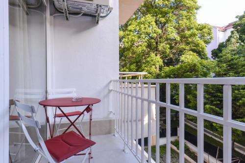 Apartamento Mocca Studio Next To Crystal Garden And Russian Church