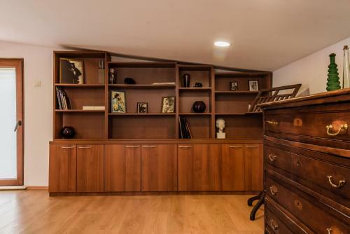 Three Levelled Art Apartment In The Heart Of Sofia