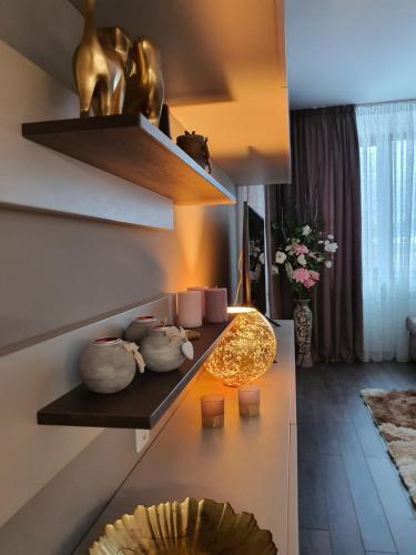 Boutique Apartment With Free Parking