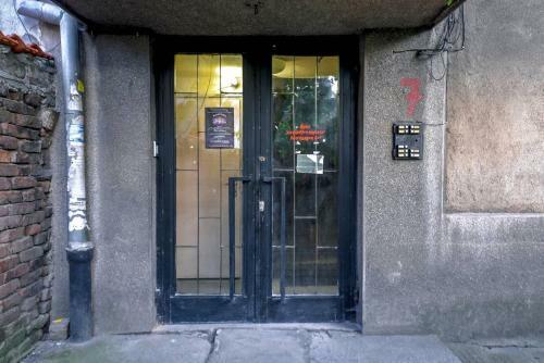 Ros� One Bedroom Designer Apartment In City Centre