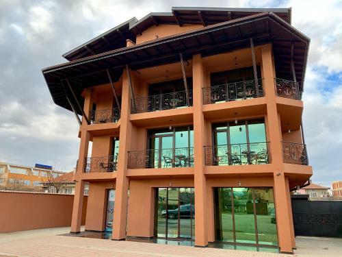 Hotel Vrazhdebna
