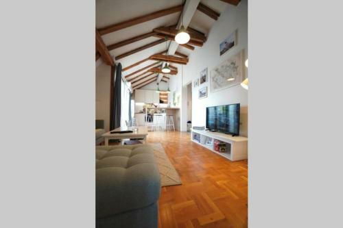 Apartamento Modern Loft With Balcony In The Heart Of Sofia