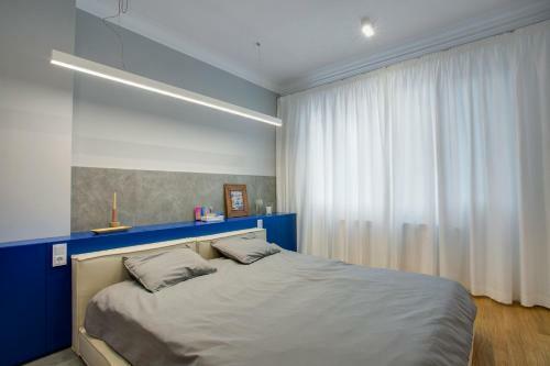 The Blue - Two-bedroom Lux Apartment