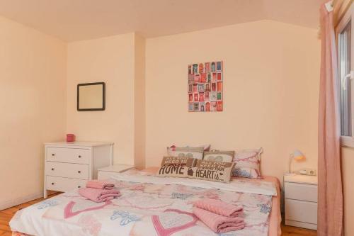 Spacious And Cozy 3 Br Apartment In Downtown Sofia