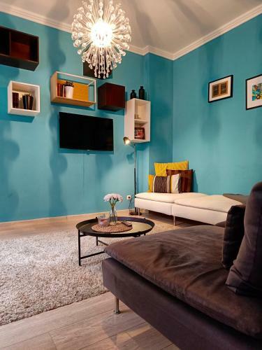Newly Refurbished Apartment In The City Center