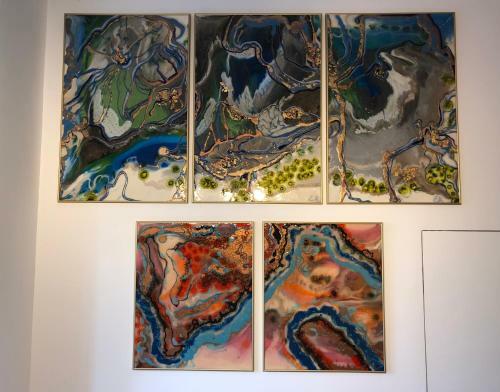 Ekaterina's City Center Gallery Apartment
