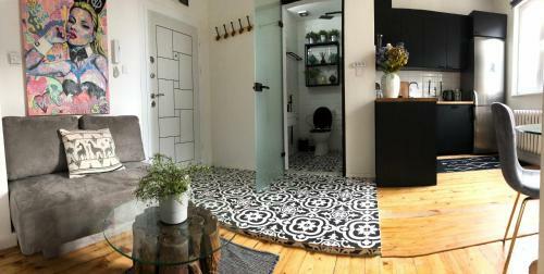 Ekaterina's City Center Gallery Apartment