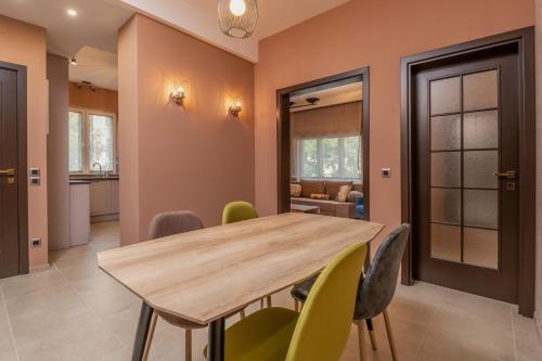 Apartamento ~angels ~ Two-bedroom Deluxe Flat In City Centre