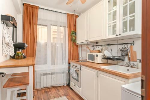 Cosy&art 1bd Apartment Next To Slaveykov Square