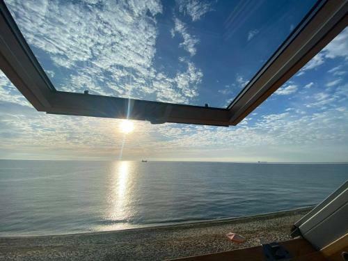 Hostal Happy Beach Rooms