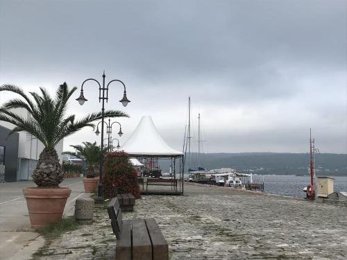 Apartamento The Captain. Be My Guests!