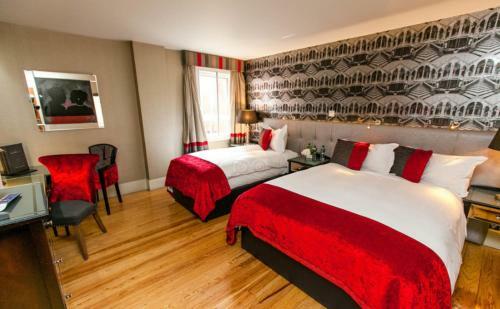 Benedicts Hotel