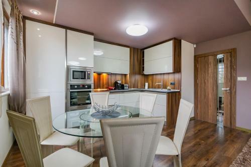 Apartamento Cosy Luxury Flat In The Centrum- 90sqm - 3 Rooms.